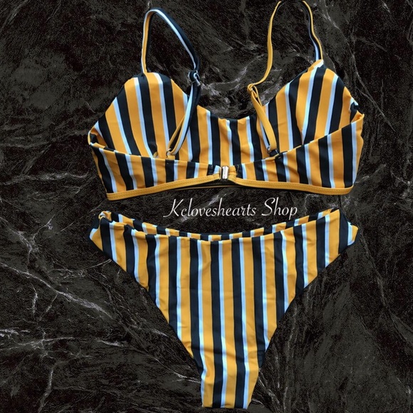 Sold Out - Picture 4 of 4